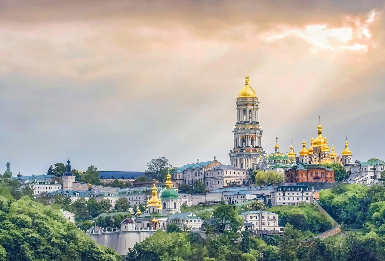 Гарні місця в Києві: від давніх святинь до сучасних панорам