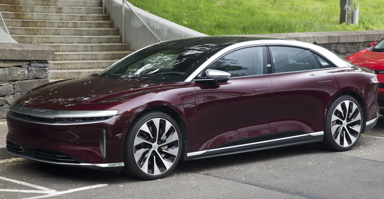 Lucid Air країна виробник: США, Саудівська Аравія та реальна картина 2026
